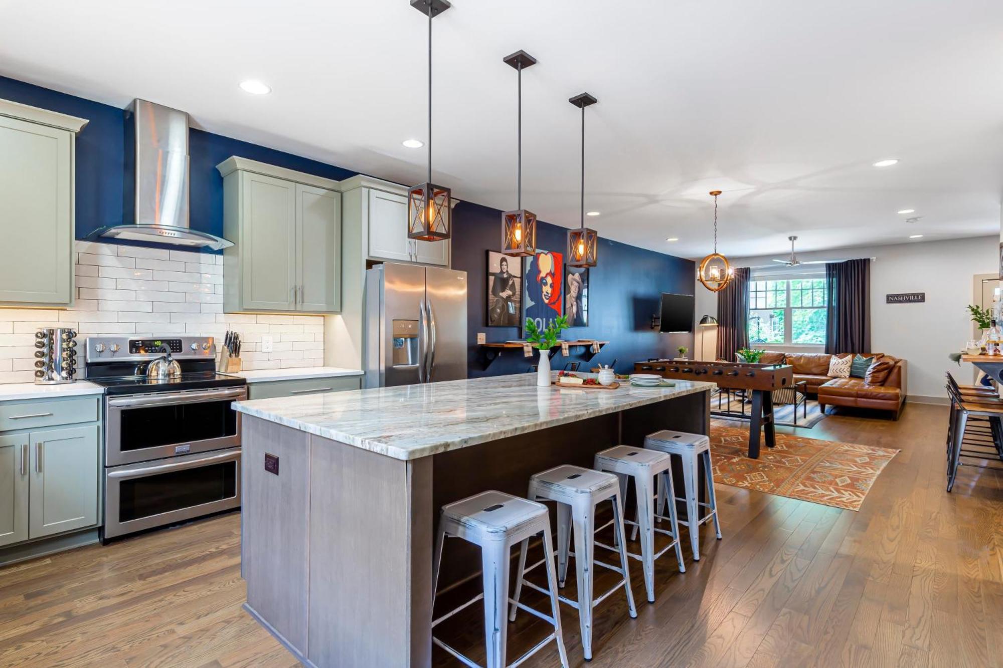 Waverly By Avantstay Nashville-Inspired Townhome W Luxury Kitchen Pool Table Kültér fotó
