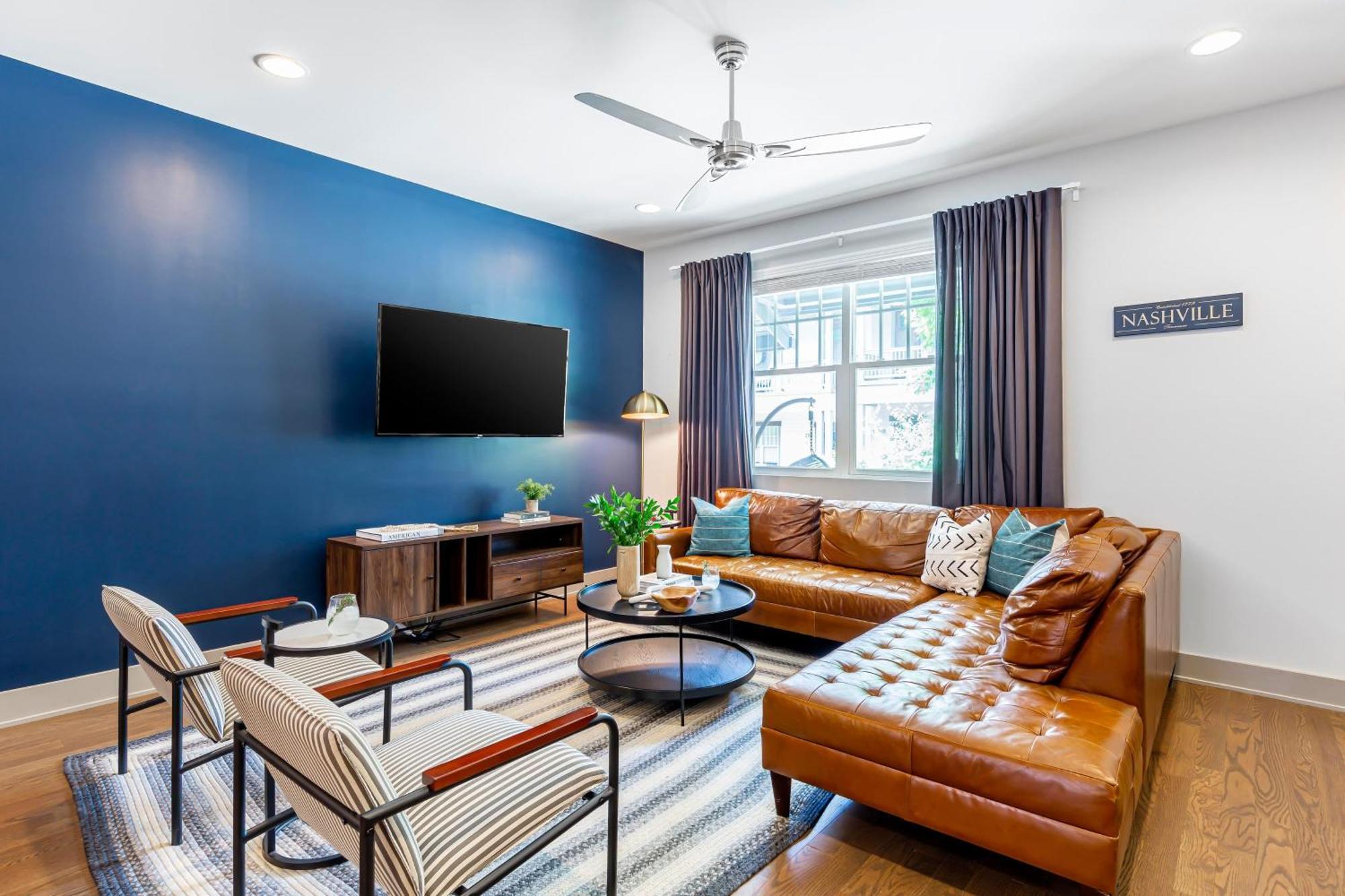 Waverly By Avantstay Nashville-Inspired Townhome W Luxury Kitchen Pool Table Kültér fotó