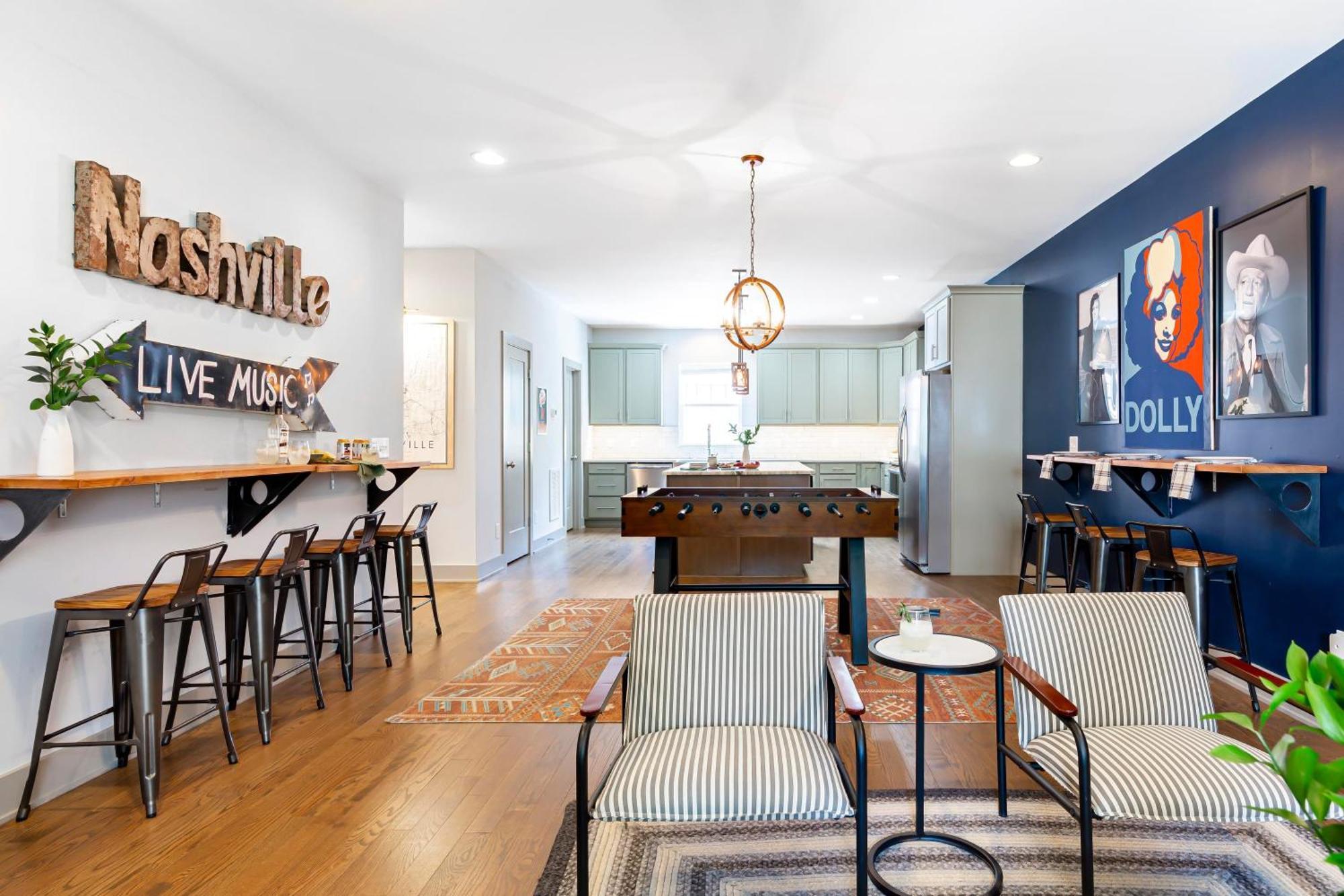 Waverly By Avantstay Nashville-Inspired Townhome W Luxury Kitchen Pool Table Kültér fotó